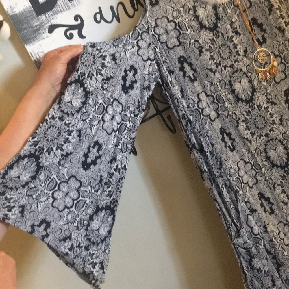 Signature one studio dress. Extra large NWO